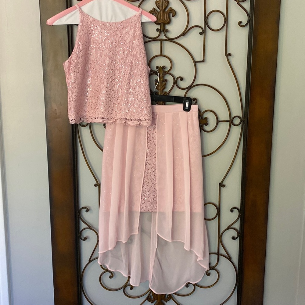 Girls beautiful 2 piece formal dress
